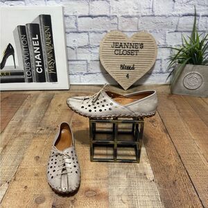 Spring Step Women's Moonwalk Slip-On Shoe